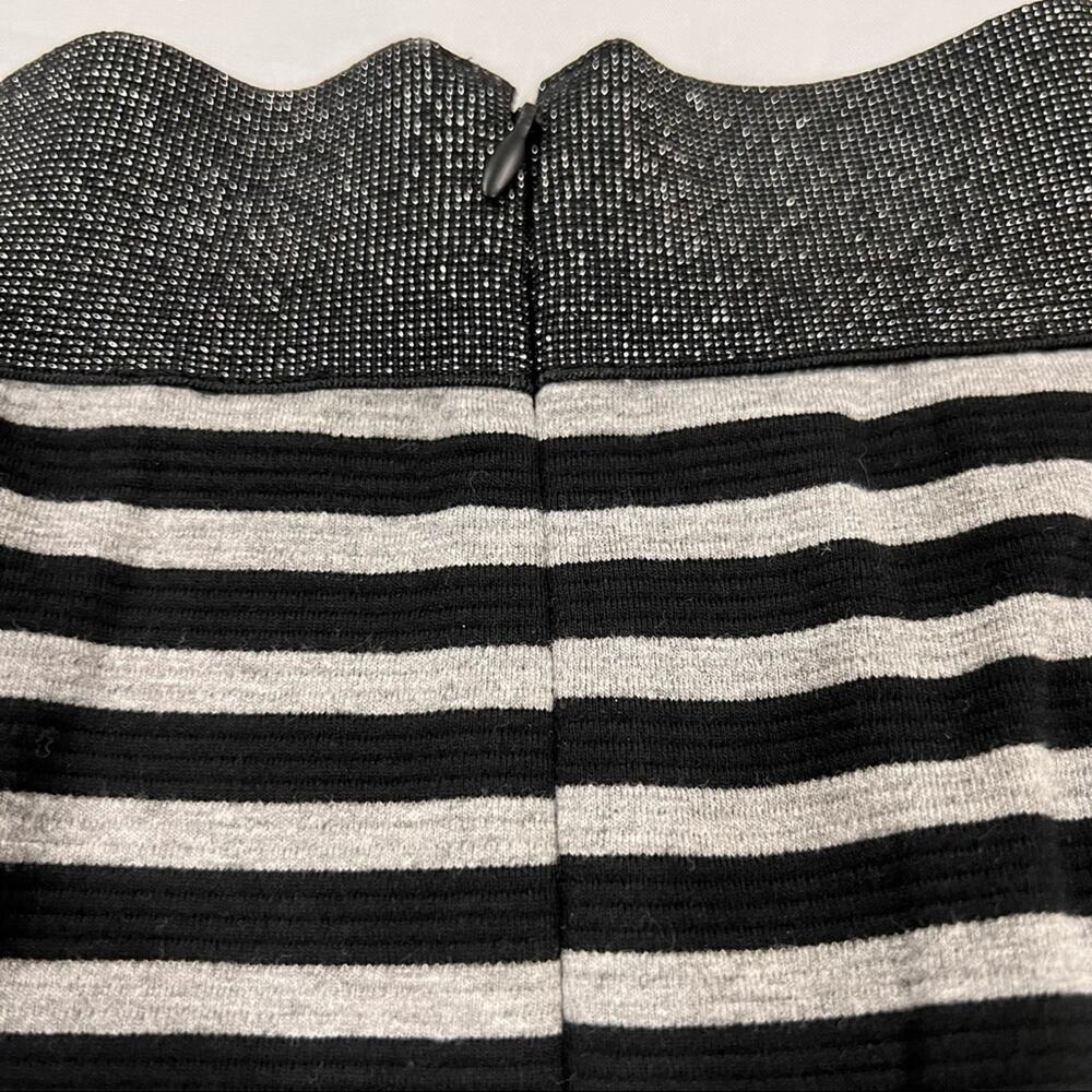 Aero Skater Skirt XS NWT - Picture 4 of 5